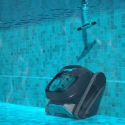 Dolphin - Liberty 300 Cordless Robotic Pool Cleaner 18 Dolphin - Liberty 300 Cordless Robotic Pool Cleaner -Hayward Shop Liberty 300 Cordless Robotic Pool Cleaner 7