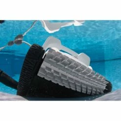 Polaris - P825 Robotic Pool Cleaner -Hayward Shop P825 Robotic Pool Cleaner 5