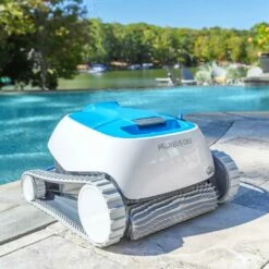 Dolphin - Proteus DX3 Robotic Pool Cleaner -Hayward Shop Proteus DX3 Robotic Pool Cleaner 8